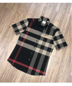 Áo Burberry like auth cộc tay mầu đen sám vải thô