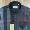 Cổ áo sơ mi Burberry dài tay mầu đen kẻ đỏ túi chéo