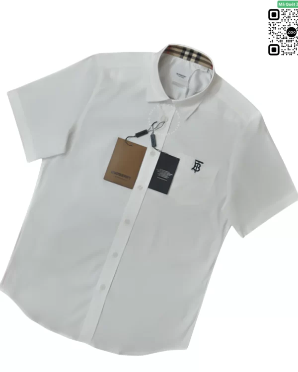 Áo Burberry mầu trắng cộc tay có túi ở ngực logo TB