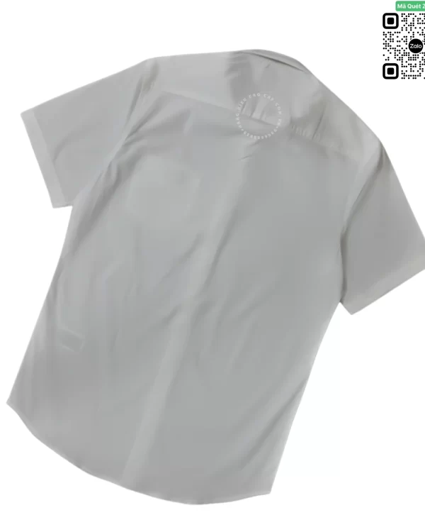 Áo Burberry mầu trắng cộc tay có túi ở ngực logo TB