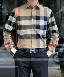 Áo Burberry mầu vàng be dài tay kẻ đỏ hàng hiệu