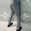 Phom dáng ống côn tôn dáng của quần âu Dior hàng hiệu